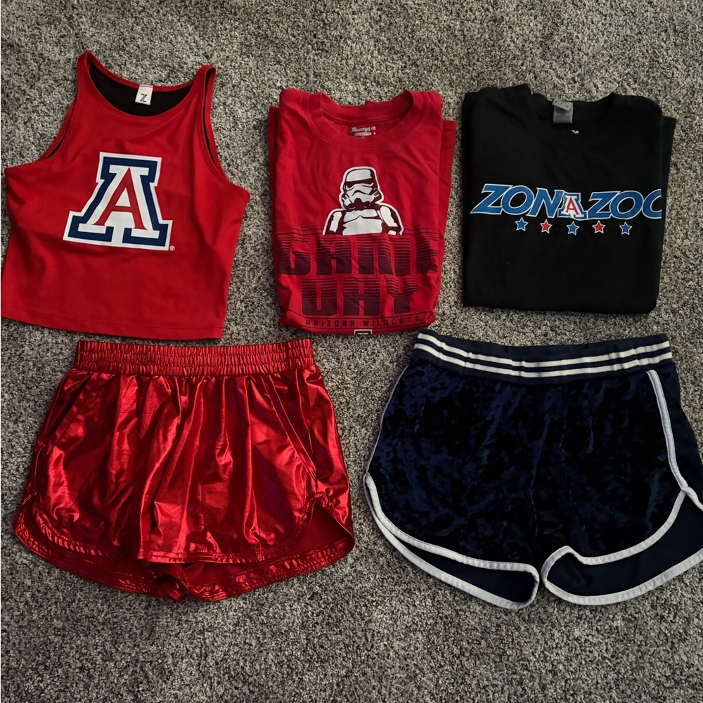 University of Arizona Wildcats women’s clothing bundle.